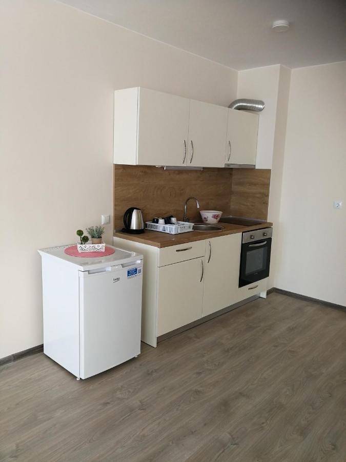 Donchevi Apartments Primorsko Esterno foto