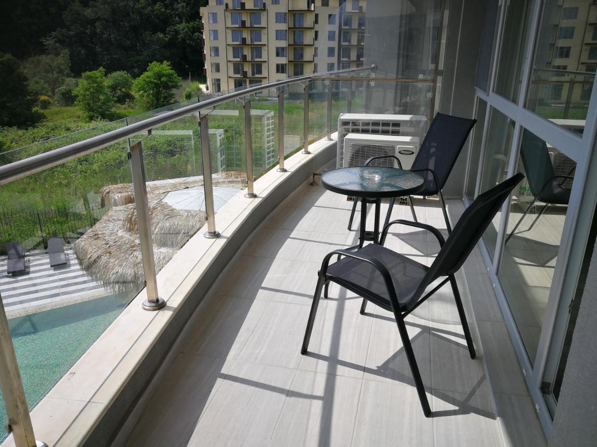 Donchevi Apartments Primorsko Esterno foto