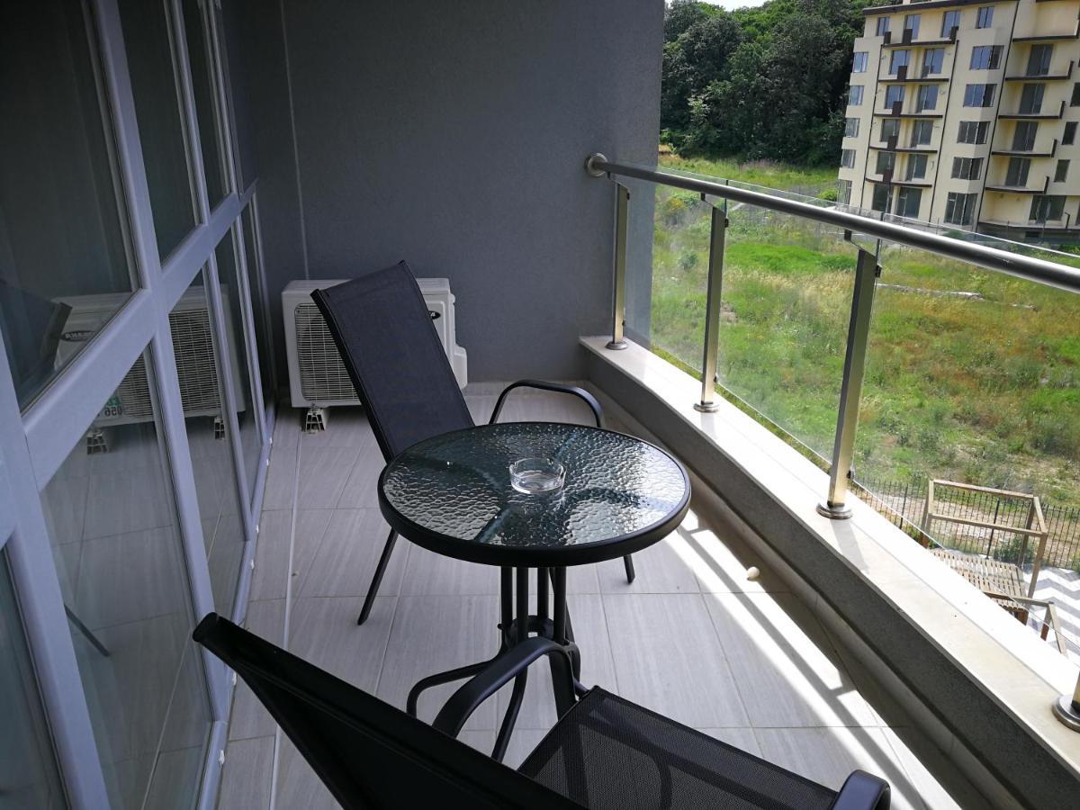 Donchevi Apartments Primorsko Esterno foto