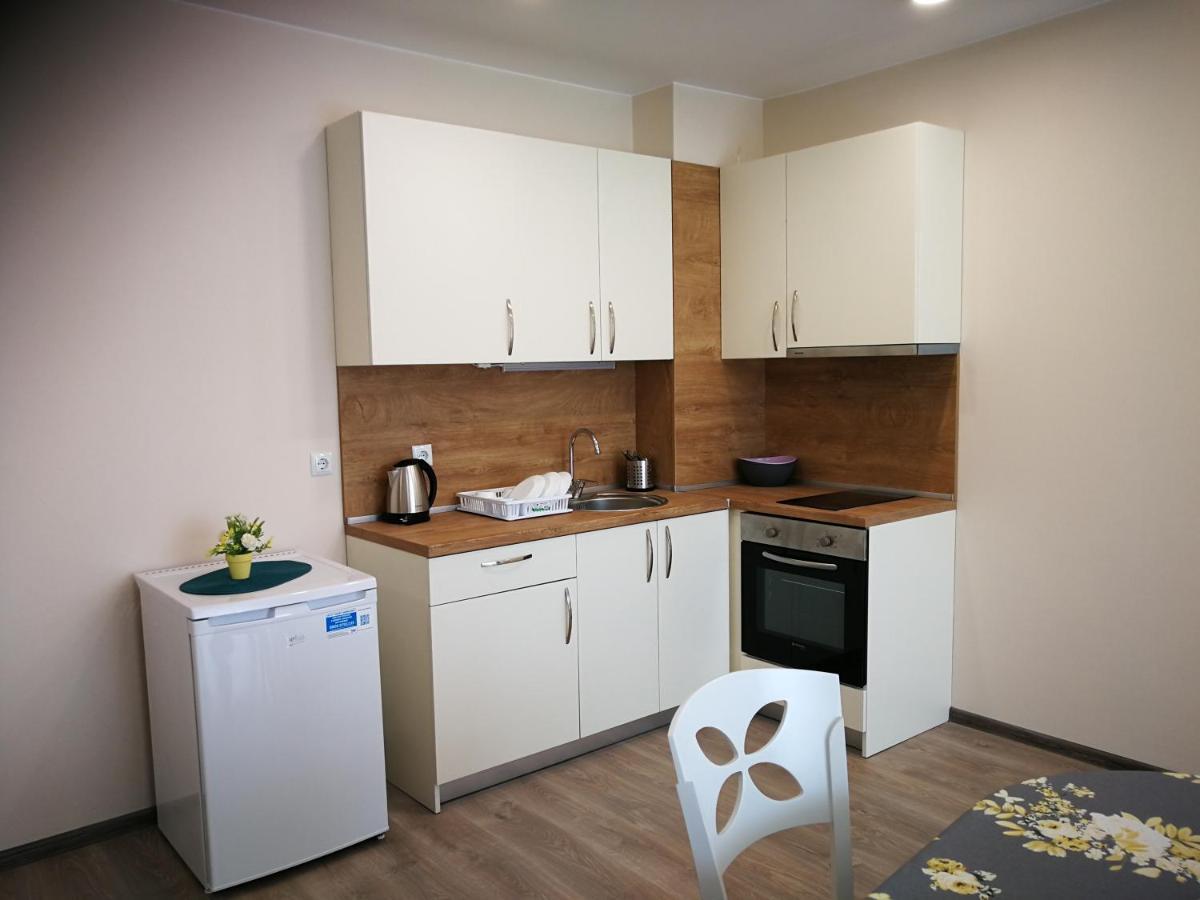 Donchevi Apartments Primorsko Esterno foto